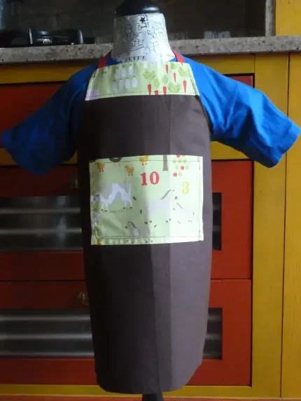 Tablier 4 ans FERME marron 1 atelier-béarnais