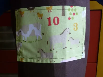 Tablier 4 ans FERME marron 2 atelier-béarnais