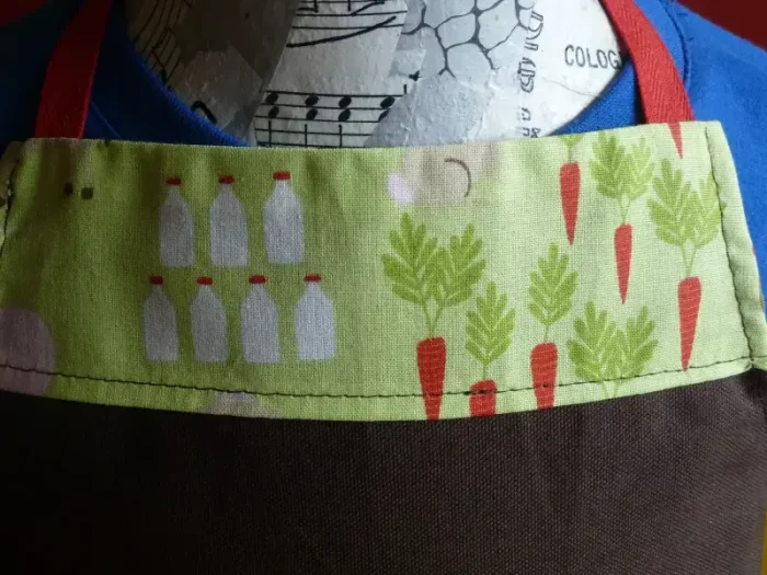 Tablier 4 ans FERME marron 3 atelier-béarnais