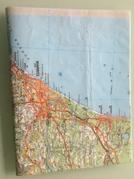 Carnet de dessin recouvert de la carte routière PAYS BASQUE moyen format 1