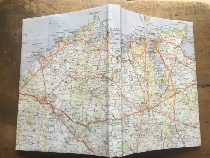Carnet de dessin recouvert de la carte routière SAINT-MALO moyen format 3 atelier-béarnais