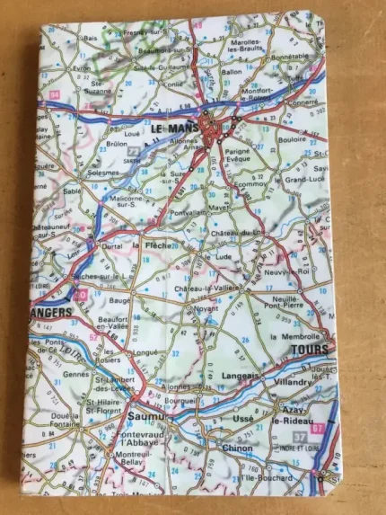 Carnet de notes recouvert de la carte routière LE MANS moyen format 1 atelier-béarnais