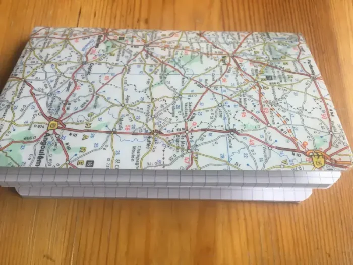 Carnet de notes recouvert de la carte routière POITOU-CHARENTE moyen format 4 atelier-béarnais