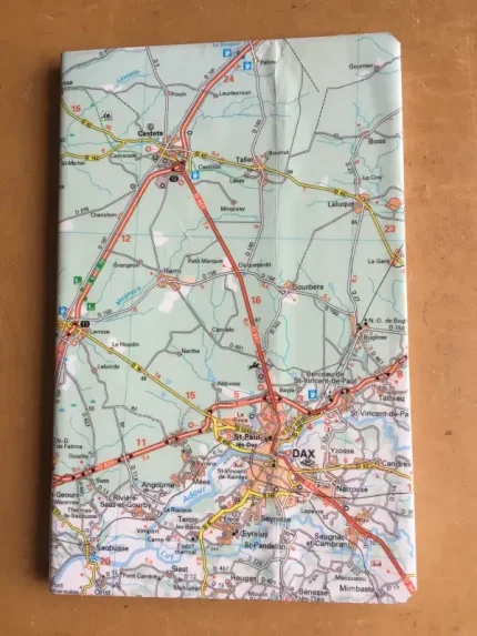Carnet de notes recouvert de la carte routière DAX grand format 1 atelier-béarnais