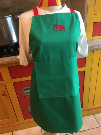 Tablier 12 ans brodé d_ 1 VACHE BEARNAISE vert clair 1 atelier-bearnais