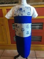 Tablier 8 ans CHOUETTES bleu roi 1 atelier-béarnais