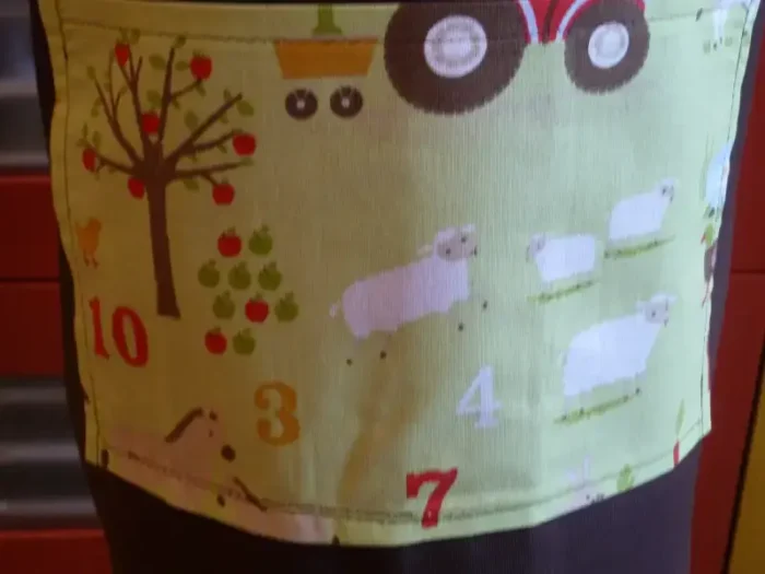 Tablier 8 ans FERME marron 2 atelier-béarnais