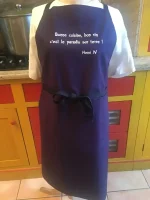 Tablier brodé HENRI IV bleu marine 3 atelier-béarnais