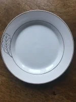 ASSIETTE-DEVINETTE à dessert CHENE blanche 1 atelier-bearnais