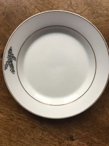 ASSIETTE-DEVINETTE à dessert EPICEA blanche 1 atelier-bearnais