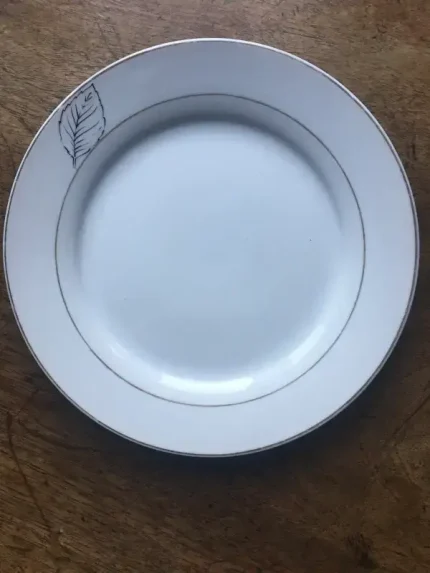 ASSIETTE-DEVINETTE à dessert HETRE blanche 1 atelier-bearnais