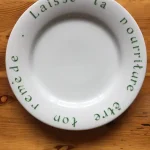 ASSIETTE-DEVINETTE plate HIPPOCRATE verte 1 atelier-bearnais