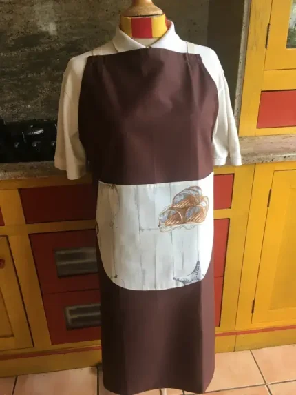 Tablier avec poche imprimée PECHE marron 1 atelier-bearnais