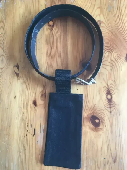 Etui de ceinture en toile de jeans noire pour lunettes OU portable 1 atelier-bearnais