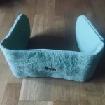 Gant de cuisine double brodé d_1 VACHE BEARNAISE en coton vert pomme 1 atelier-bearnais